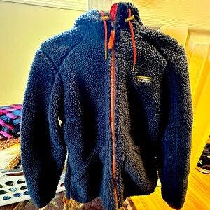 LL Bean fleece. Women’s S Very warm. Navy blue with orange/red trim.